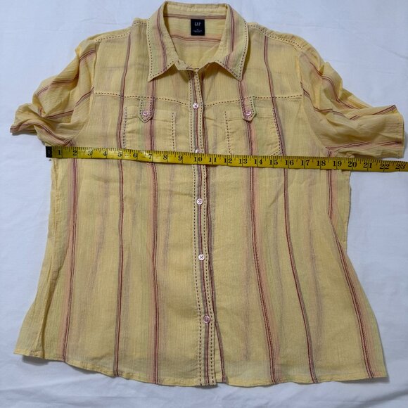 GAP Women's Button Down Shirt, Size XL - Picture 8 of 11